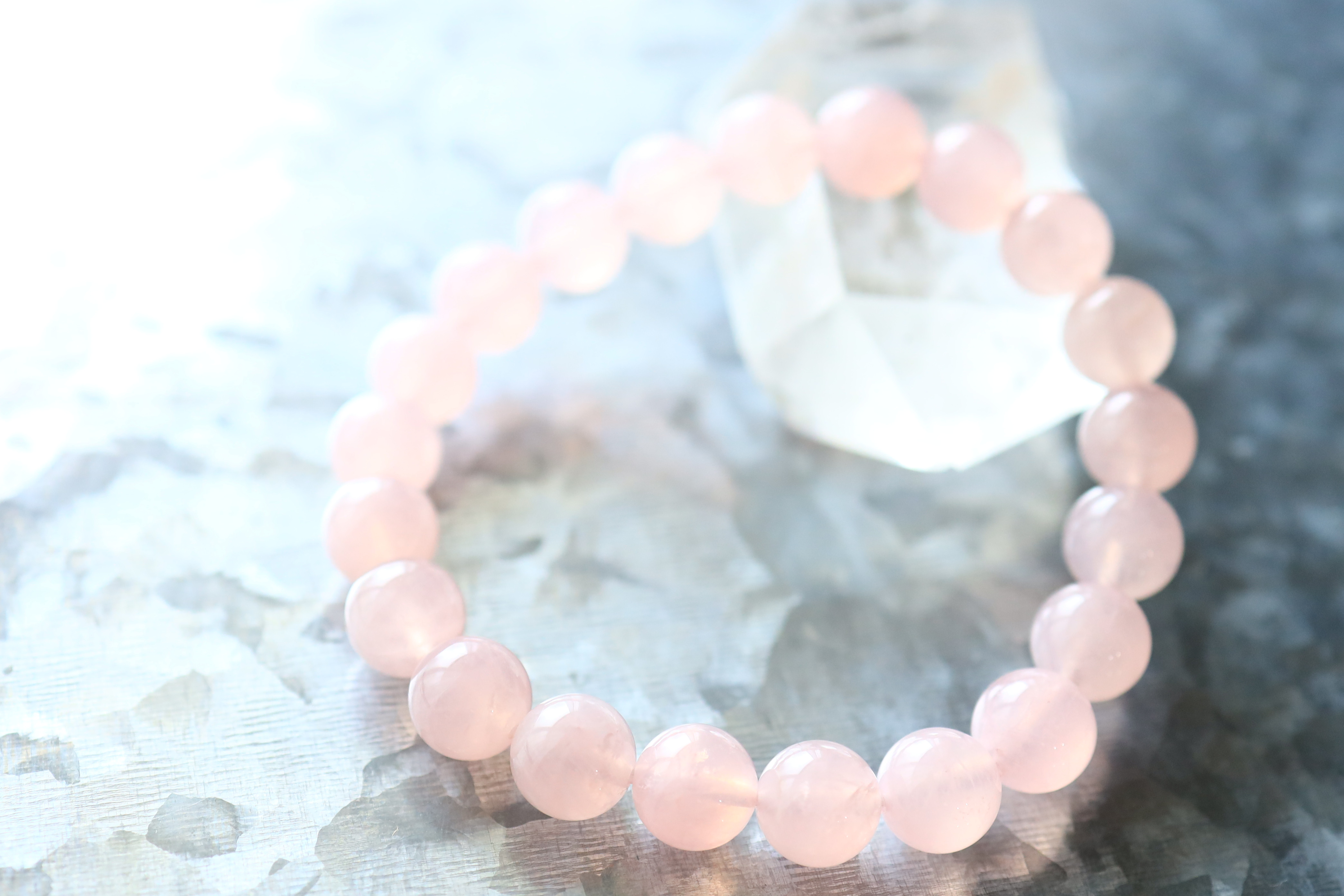 …☆プレミアムブレス☆宝石質：ミルキーローズクォーツ：約9ミリ☆天然石ブレスレット☆…