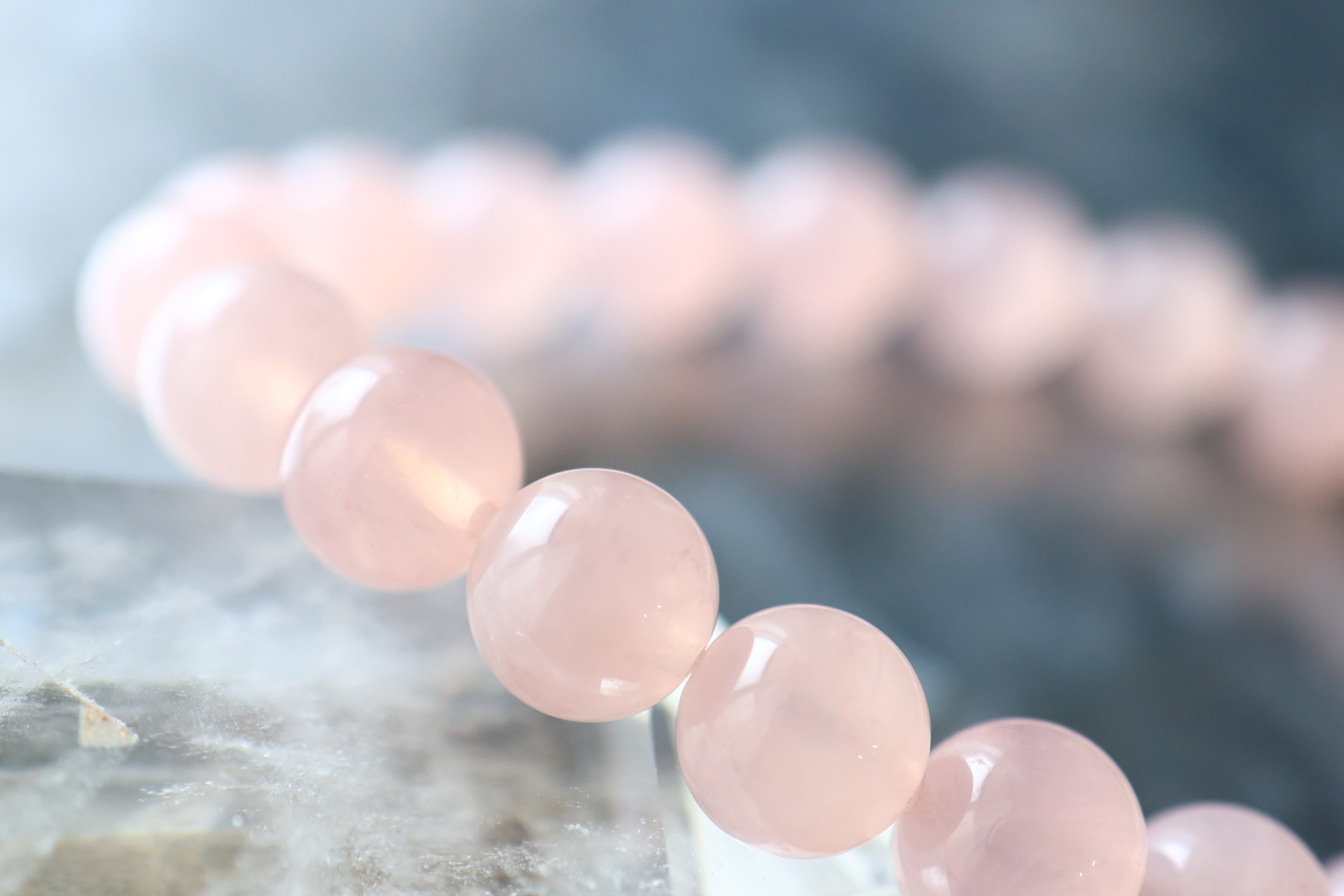 …☆プレミアムブレス☆宝石質：ミルキーローズクォーツ：約9ミリ☆天然石ブレスレット☆…