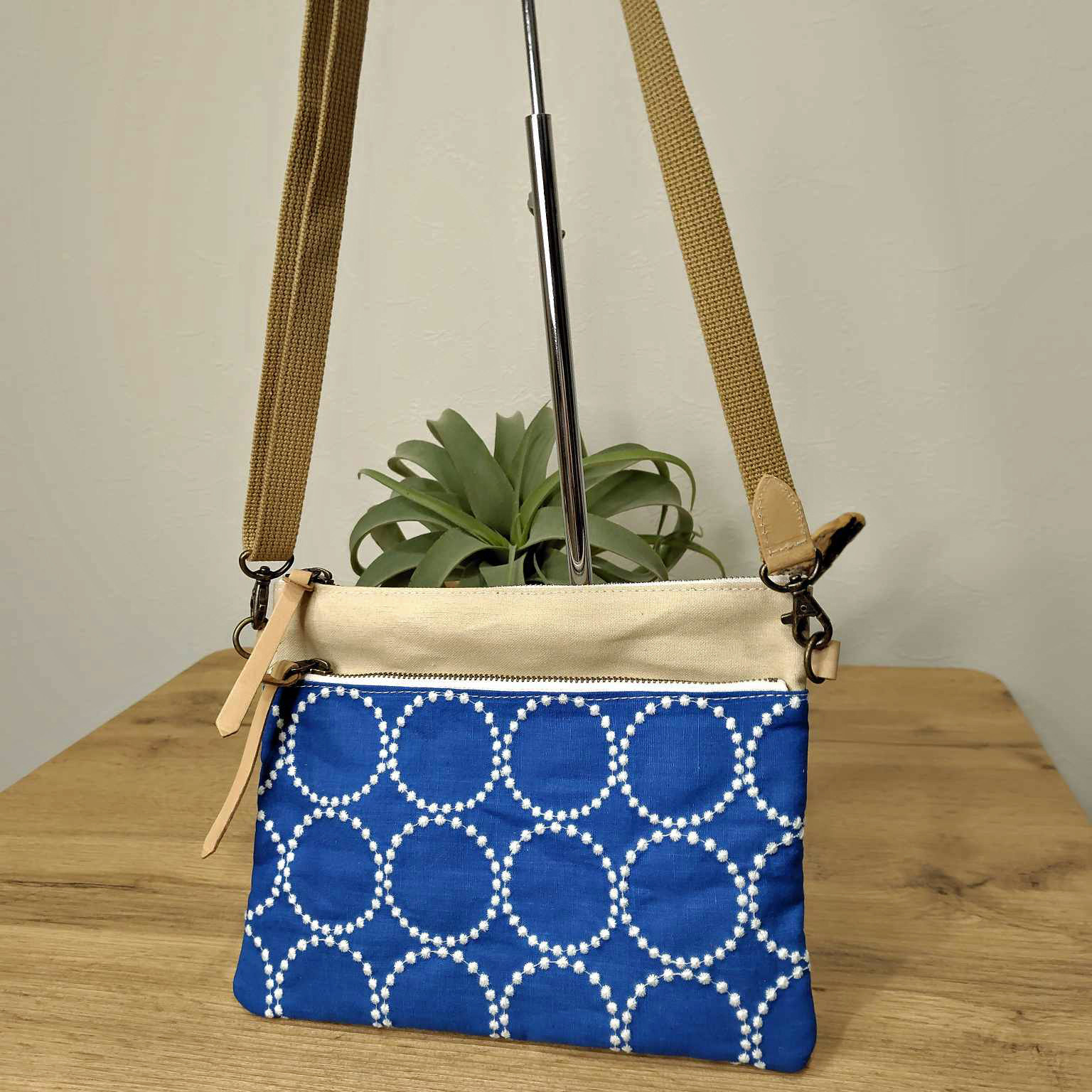 【2点おまとめ】ミナペルホネン/2025タンバリンネイビー×白/サコッシュ 送料無料】ミナペルホネン/2025tambourineタンバリンブルー