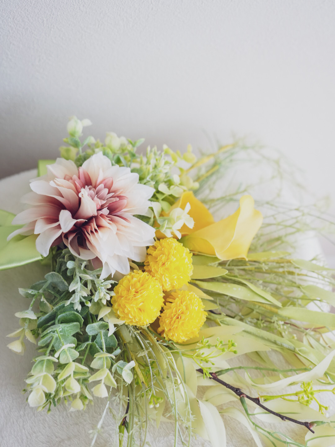 ビタミンカラーのナチュラルブーケ