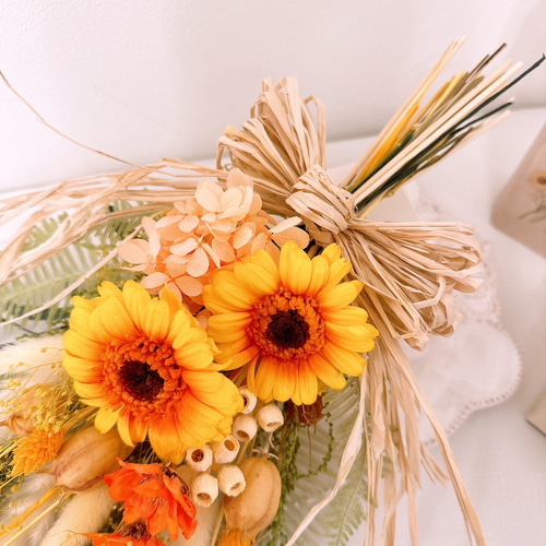 記念日の贈り物に☆初夏の爽やかさ☆オレンジガーベラのバスケット 記念日の贈り物に☆初夏の爽やかさ☆オレンジガーベラのバスケット