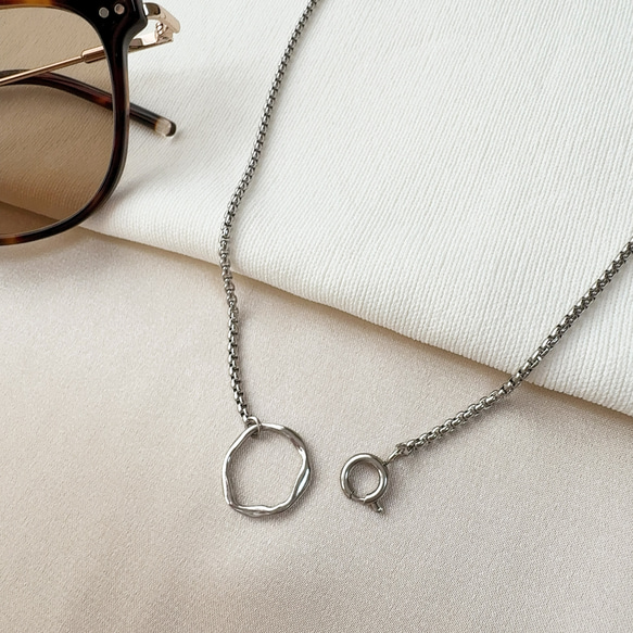 着脱簡単‼︎ シルバーあり◆幾何学モチーフのサングラス、メガネホルダー　敬老の日にも！　ステンレス　金属アレルギー対応 9枚目の画像