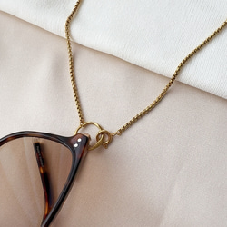 着脱簡単‼︎ シルバーあり◆幾何学モチーフのサングラス、メガネホルダー　敬老の日にも！　ステンレス　金属アレルギー対応 2枚目の画像