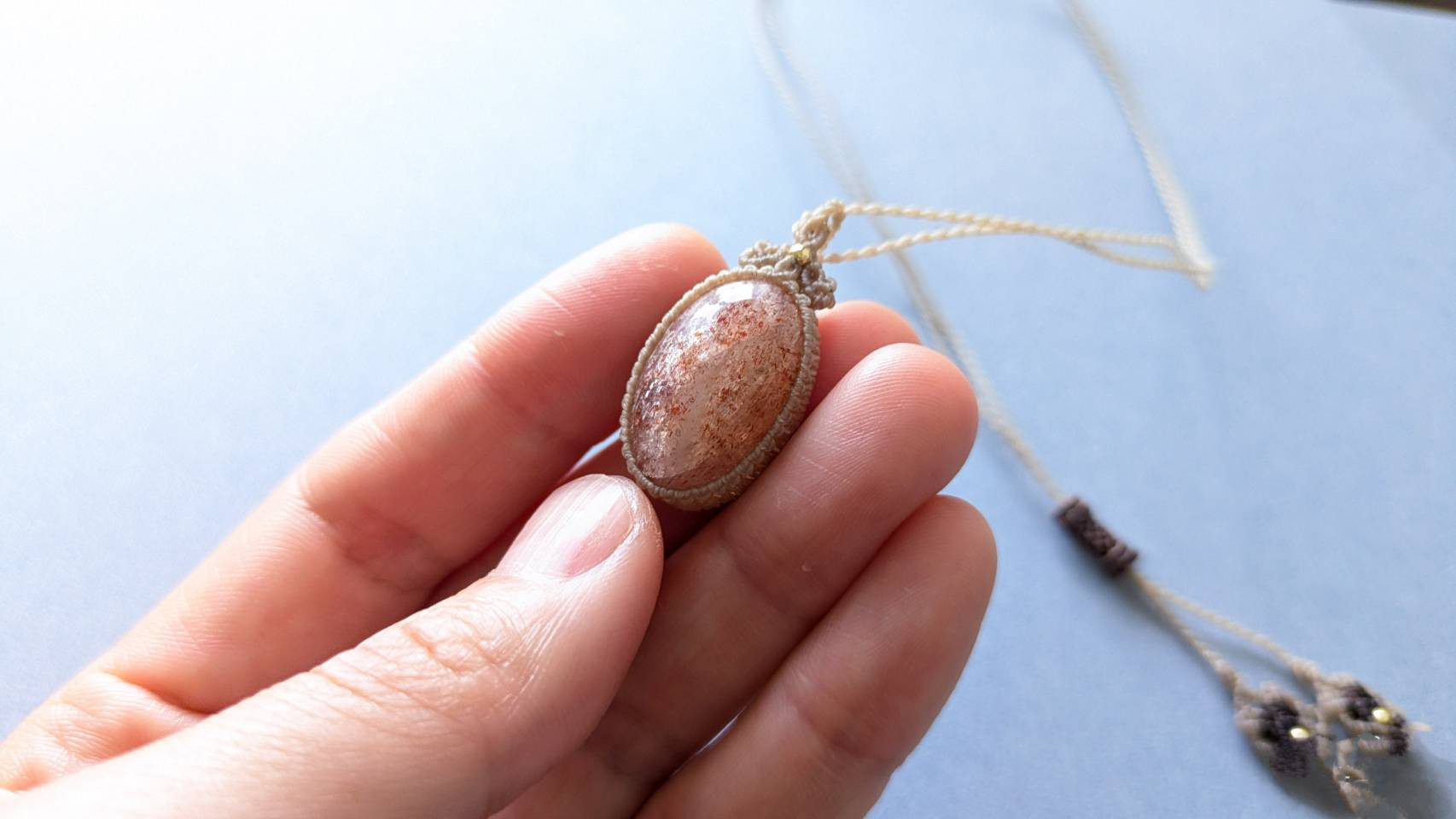 【光の在処】サンストーン　マクラメ編みネックレス