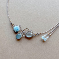 クリスタルとカイヤナイト+ハーキマーダイヤモンドのマクラメ編み