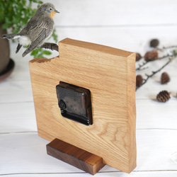 ＊野鳥＊羊毛フェルトニシオジロビタキ(オス)の木の時計 5枚目の画像