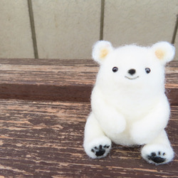 ネオンカラーのアマビエ様ちゃん♪ 羊毛フェルト 紫花 通販 19758631