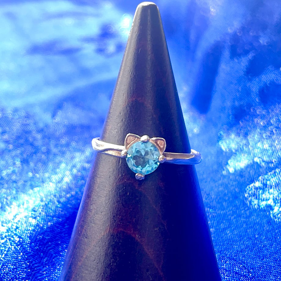 【ねこ守り 誕生石】猫耳＆しっぽの宝石リング Silver925・ブルートパーズ（11月の誕生石）