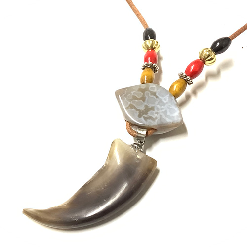 一点物☆魔.除けの御守り 羆 熊の爪 ＆ 天眼石 ネックレス ① ヒグマ