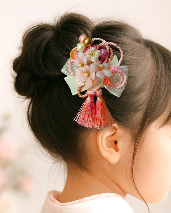 【桜と和紐の髪飾り】ダブルタッセル＊七五三や卒業式に＊ヘアクリップ 1枚目の画像