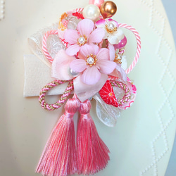 【桜と和紐の髪飾り】ダブルタッセル＊七五三や卒業式に＊ヘアクリップ 7枚目の画像