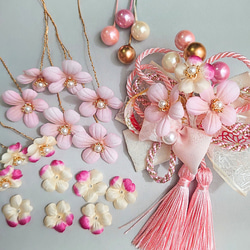 【桜と和紐の髪飾り】ダブルタッセル＊七五三や卒業式に＊ヘアクリップ 9枚目の画像