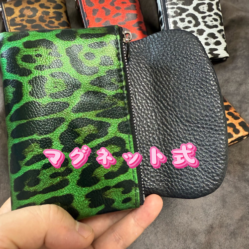 新作品　マグネット式 イタリアンレザー　牛革/本革　三つ折り財布　コンパクト 新作品 マグネット式 イタリアンレザー 牛革/本革 三つ折り財布