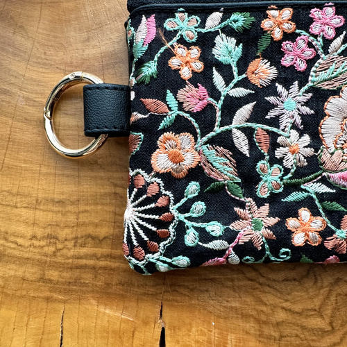 送料無料】高見えフェイクレザー⌇キーリング付きで使い方色々⌇インド