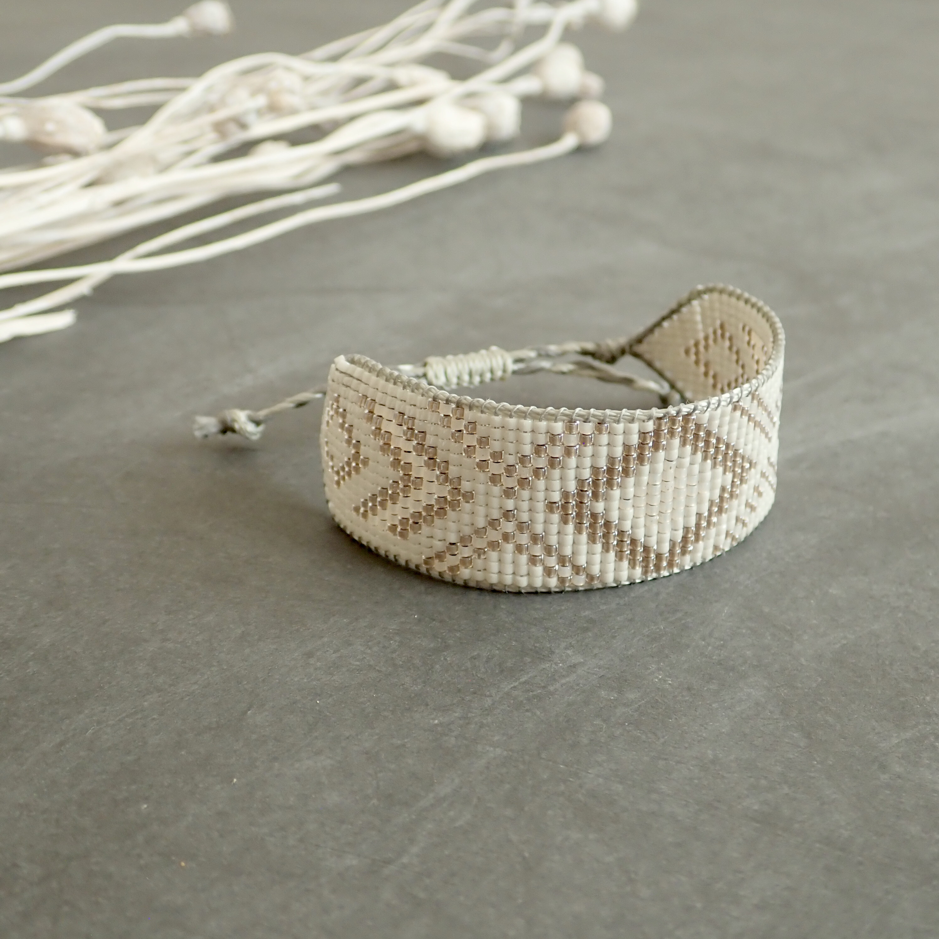 ◻︎受注製作◻︎【Alex (size-2)】bracelet-off white-