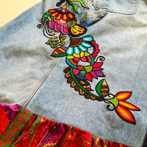 विश्व शांति】デニム オーバーオール リメイク 刺繍