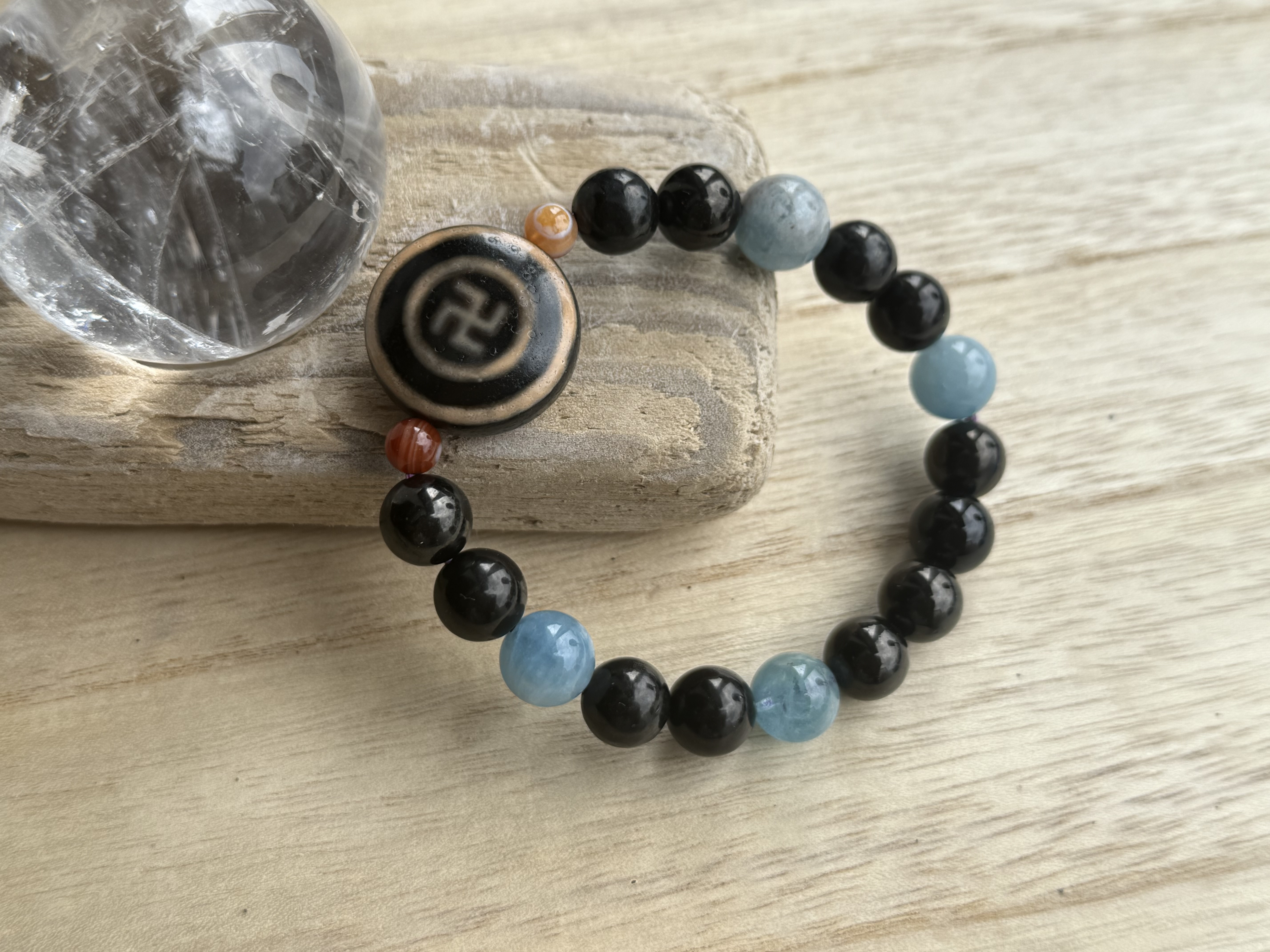 【安心・安全・財のお守り】卍天珠の地固め願いブレスレット