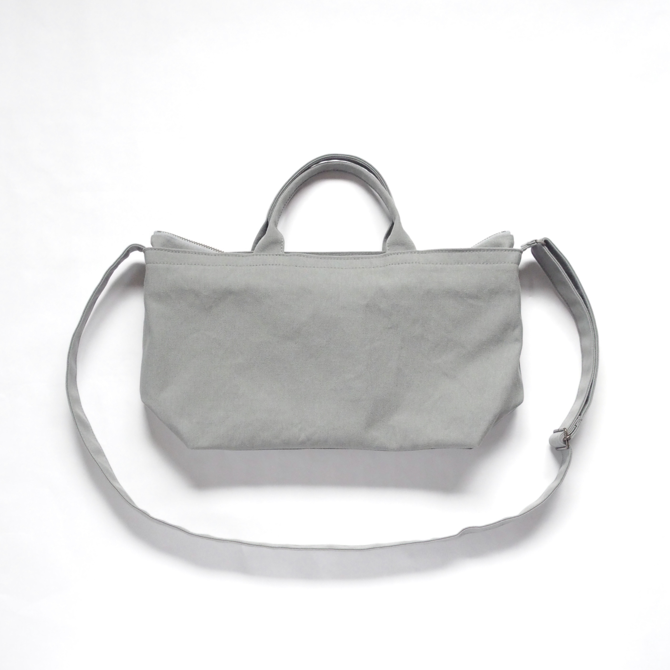 ファスナー付きトートバッグ（横長ver.） 5,112円