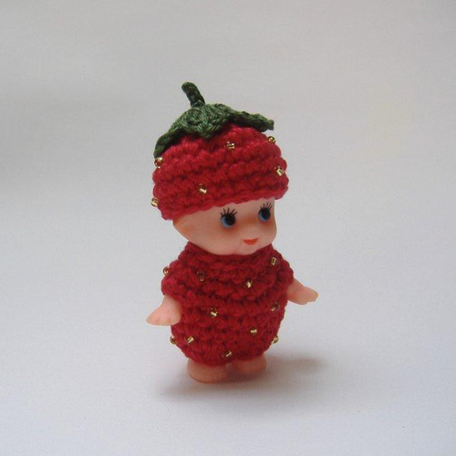 【レア】キューピー ミニミニいちご コスチューム　ボールチェーン付　QP ♡苺♡ レア】キューピー ミニミニいちご コスチューム ボールチェーン