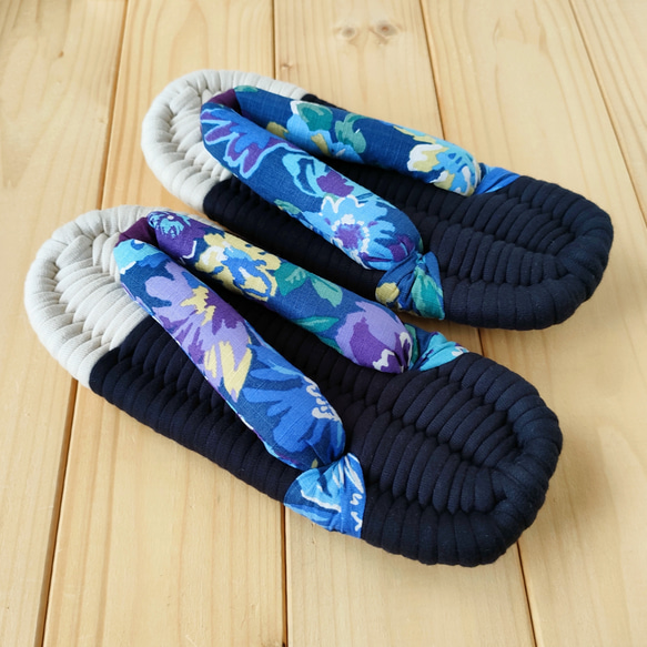 サイズ選べる【布ぞうり／TSUMUGI】夏の香（ネイビー）　　受注制作 ルームシューズ 5枚目の画像