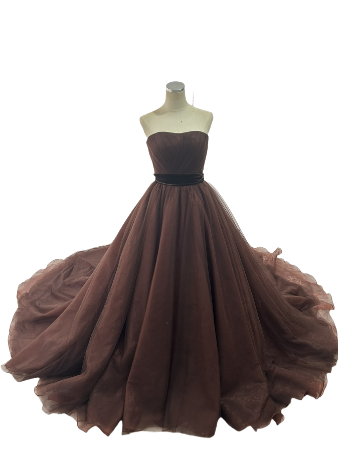 カラードレス コーヒーの色 ベアトップ 柔らかく重ねたチュールスカート オーガンジー 前撮り