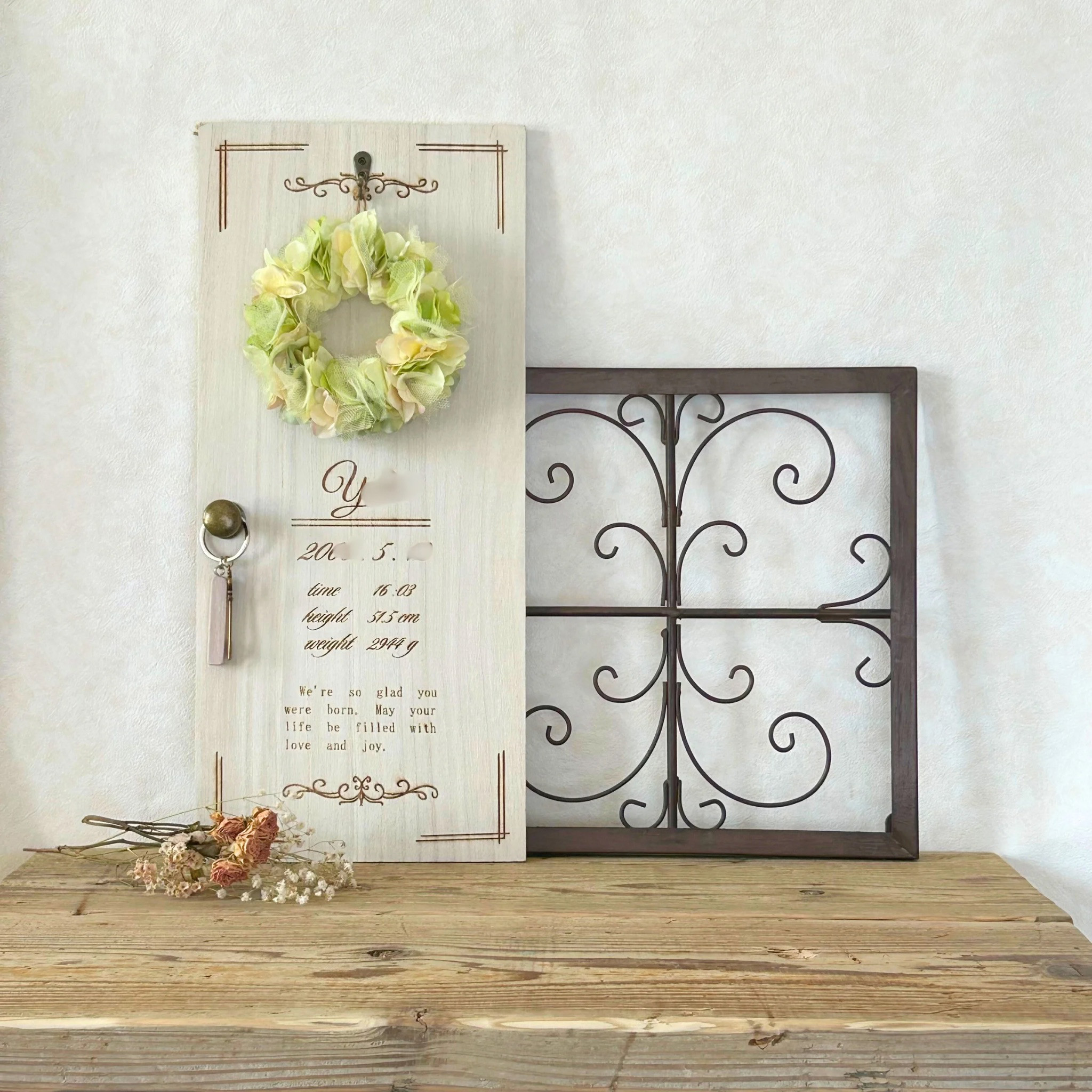 命名書　手形・足形・名入れメモリアルボード＆ライトグリーンリース　アンティークホワイトの未来への扉