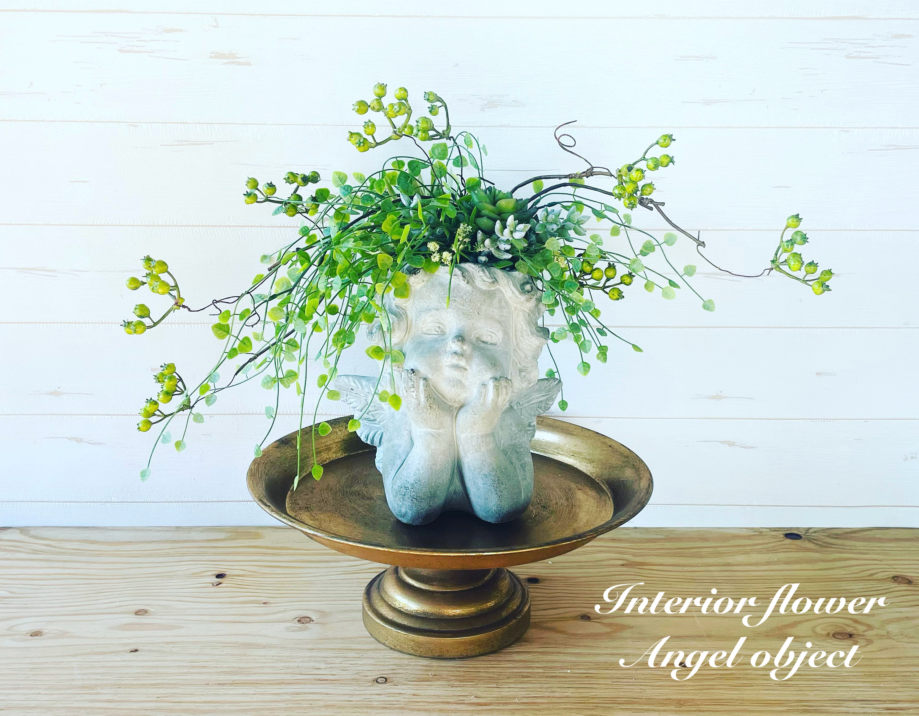 通年飾れる　エンジェルオブジェ　　枯れない　フレッシュエンジェルオブジェ　　ベビーリーフとバラの蔓　置くだけでお洒落