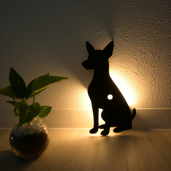 人感センサー　ウォールライト　ミニチュアピンシャ―