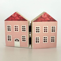 身長５cmのミニチュアテディベア／キャメル(和紙で作った小さなくまのお人形)＆夢のドールハウスセット 3枚目の画像