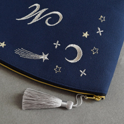 【選べるイニシャル】星空の刺繍ポーチ & 十二星座の刺繍ハーフハンカチのセット【名入れ可】今治タオル コットン ギフト 9枚目の画像