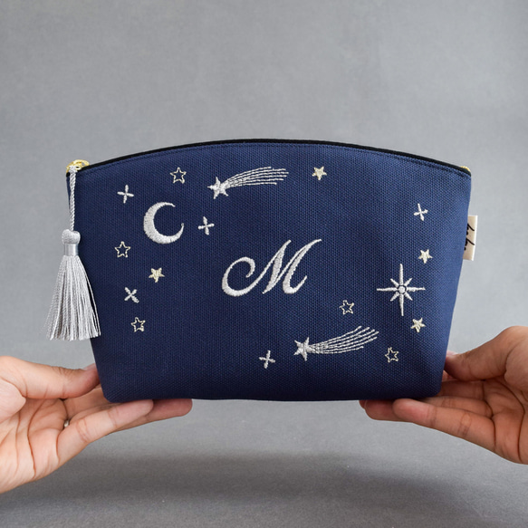 【選べるイニシャル】星空の刺繍ポーチ & 十二星座の刺繍ハーフハンカチのセット【名入れ可】今治タオル コットン ギフト 7枚目の画像