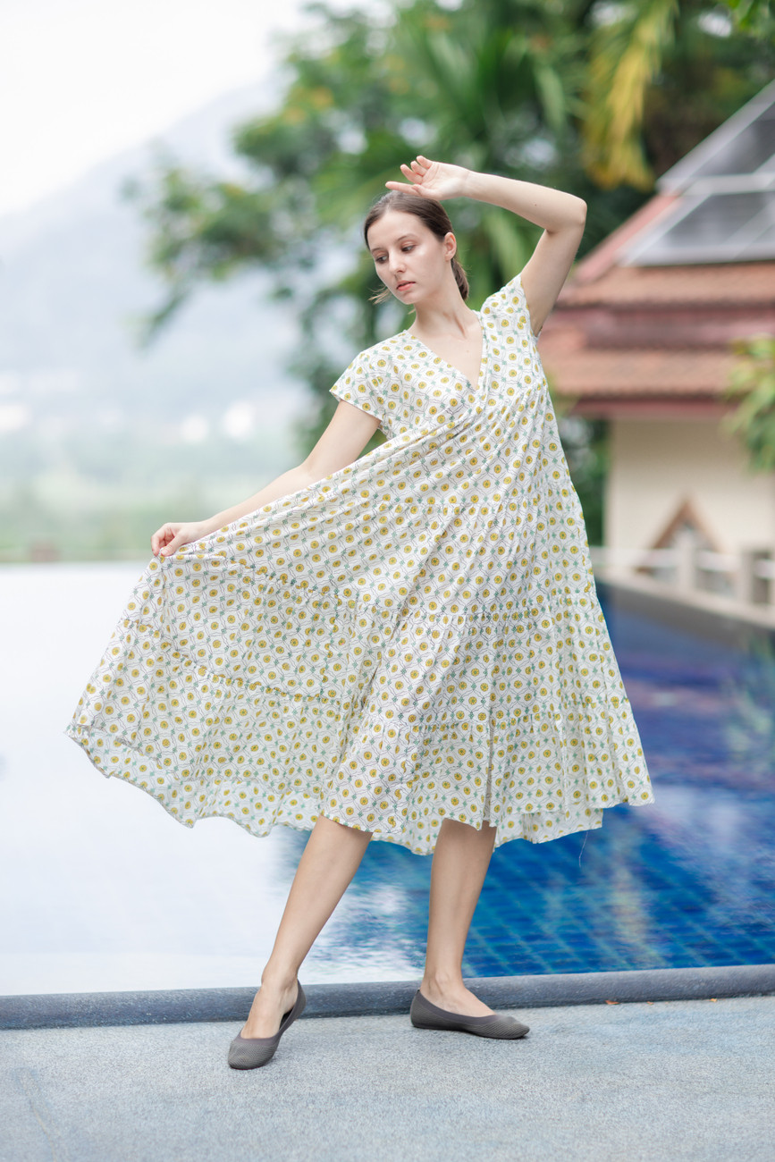 <送料無料>Vネックティアードワンピース/インド綿（プージャさんちのハンドブロック）