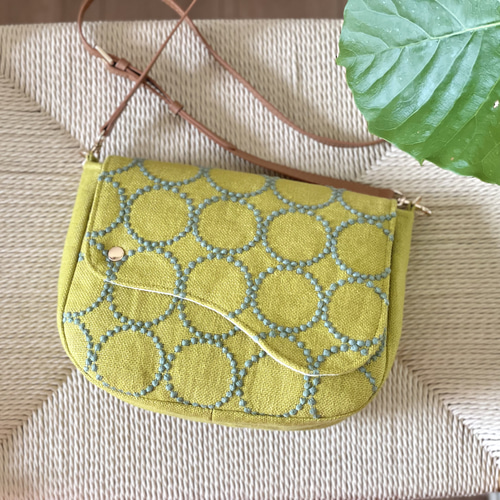 ⚮̈ミナペルホネン tambourine yellow ピアノフラップポシェット