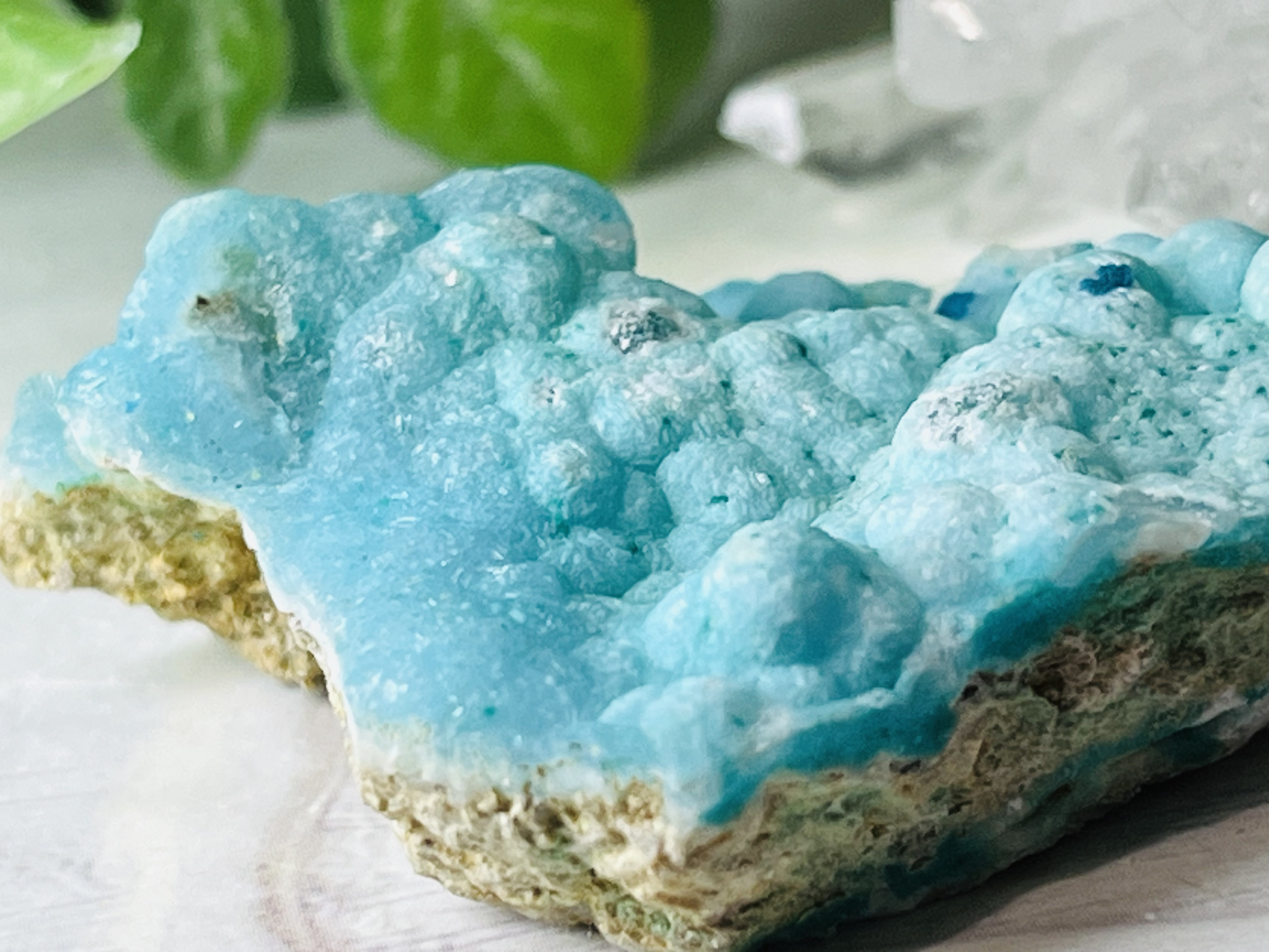 ラムネカラー　ヘミモルファイト　異極鉱　原石　ラフストーン