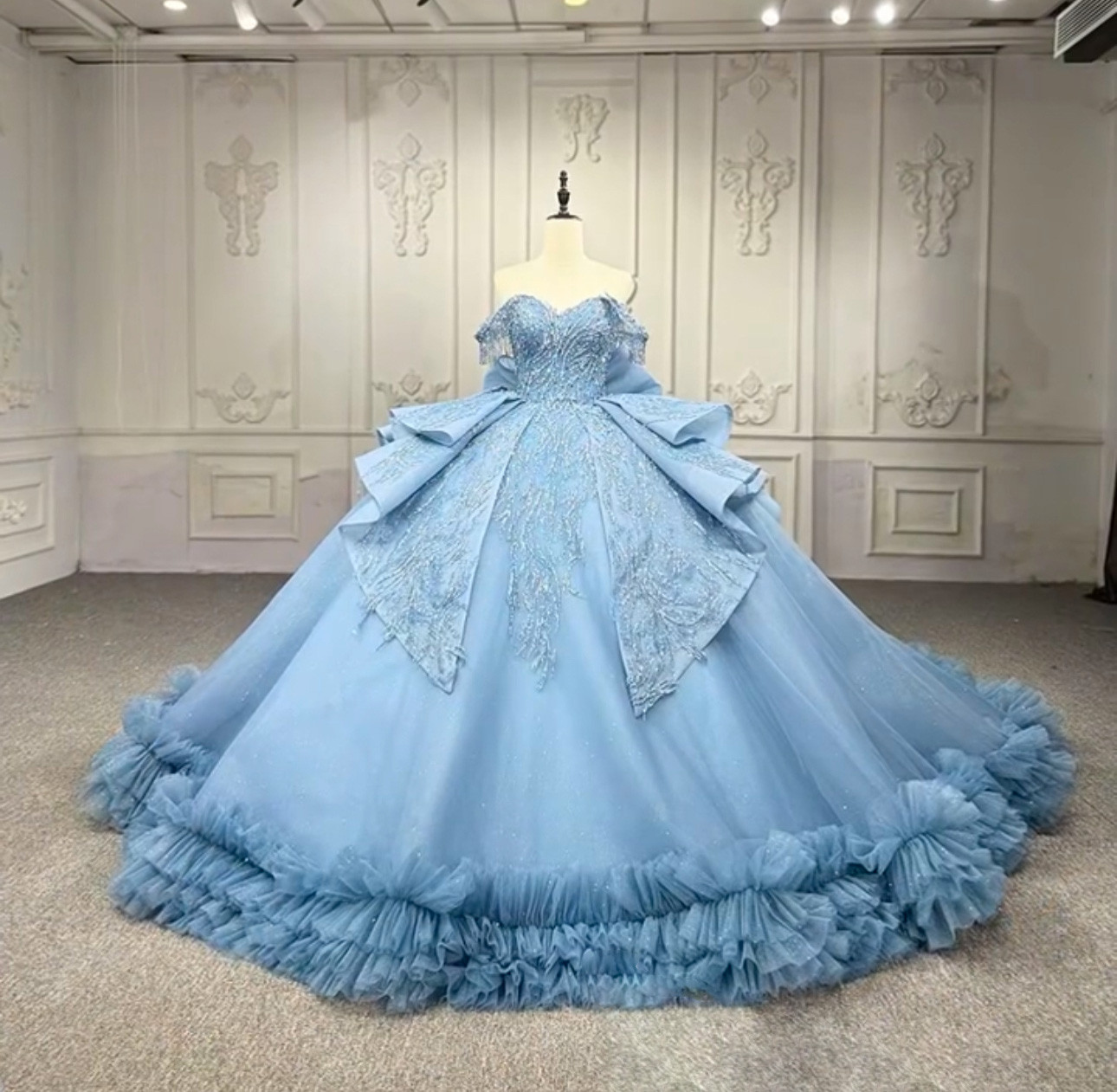 高評価！本当に買ってよかった　本命ドレス制作　コンテスト海外挙式　カラードレス　ギャザー　ブルー　オフショルダー　前撮り