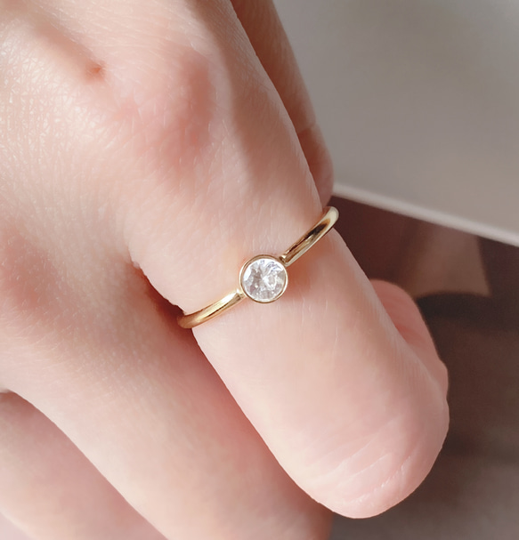 [14kgf] R57　ホワイトジルコン　ベゼルリング 1枚目の画像