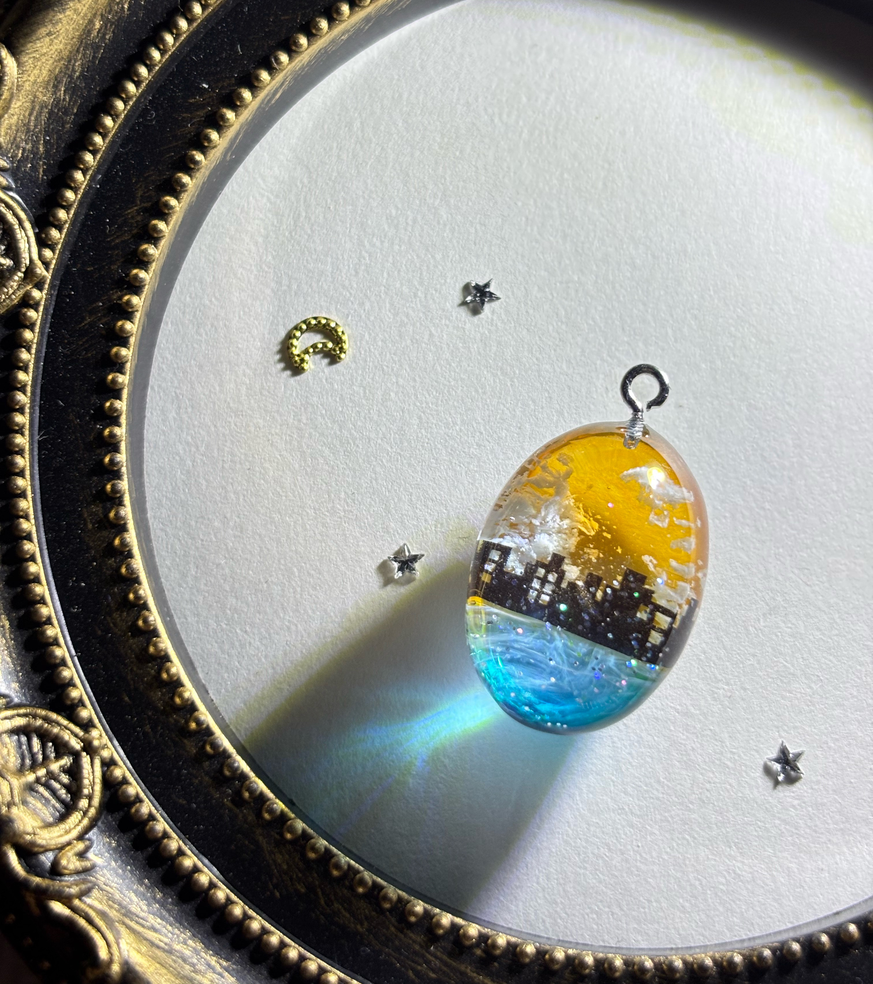 【1305】K☆　レジン　ネックレス　ペンダント　ハンドメイド Earth☆再販4 / 地球 / レジン / 空 / ネックレス ネックレス