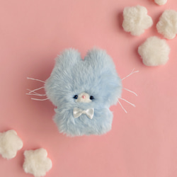 ビオラの花飾り ポシェットしたょ！milk teaのねこちゃん♡ぬいぐるみ③ ビオラの花飾り ポシェットしたょ！milk teaのねこちゃん