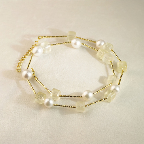 シトリンとパールの軽やかネックレス 即納品 (C)（1週間発送） シトリンとパールの軽やかネックレス 即納品 (C)（1週間発送