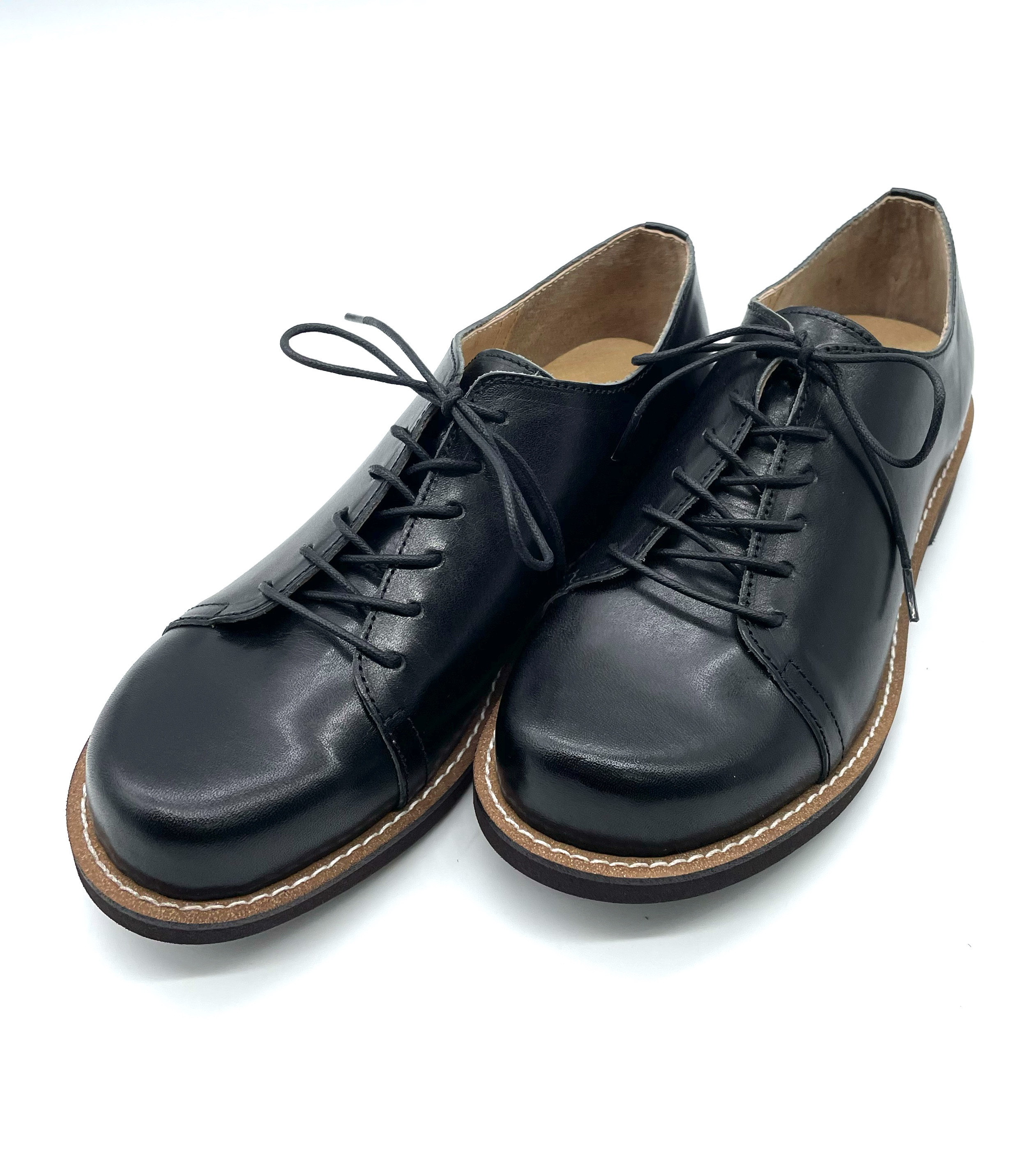 【grow naturally】オールシーズン春〜夏〜秋〜冬ハンドメイド栃木レザースニーカー　ブラック　革靴