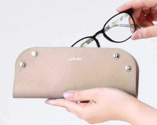 1つで2役◇マルチメガネケース 本革 国産シュリンクレザー 名入れ