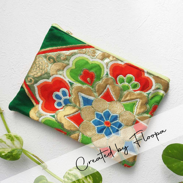 縁起を運ぶ✧着物帯リメイクポーチ 1枚目の画像