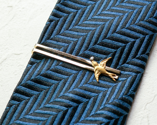 スワロフスキー　ツバメ スワロフスキー SWAROVSKI クリスタルフィギュア フィギュリン