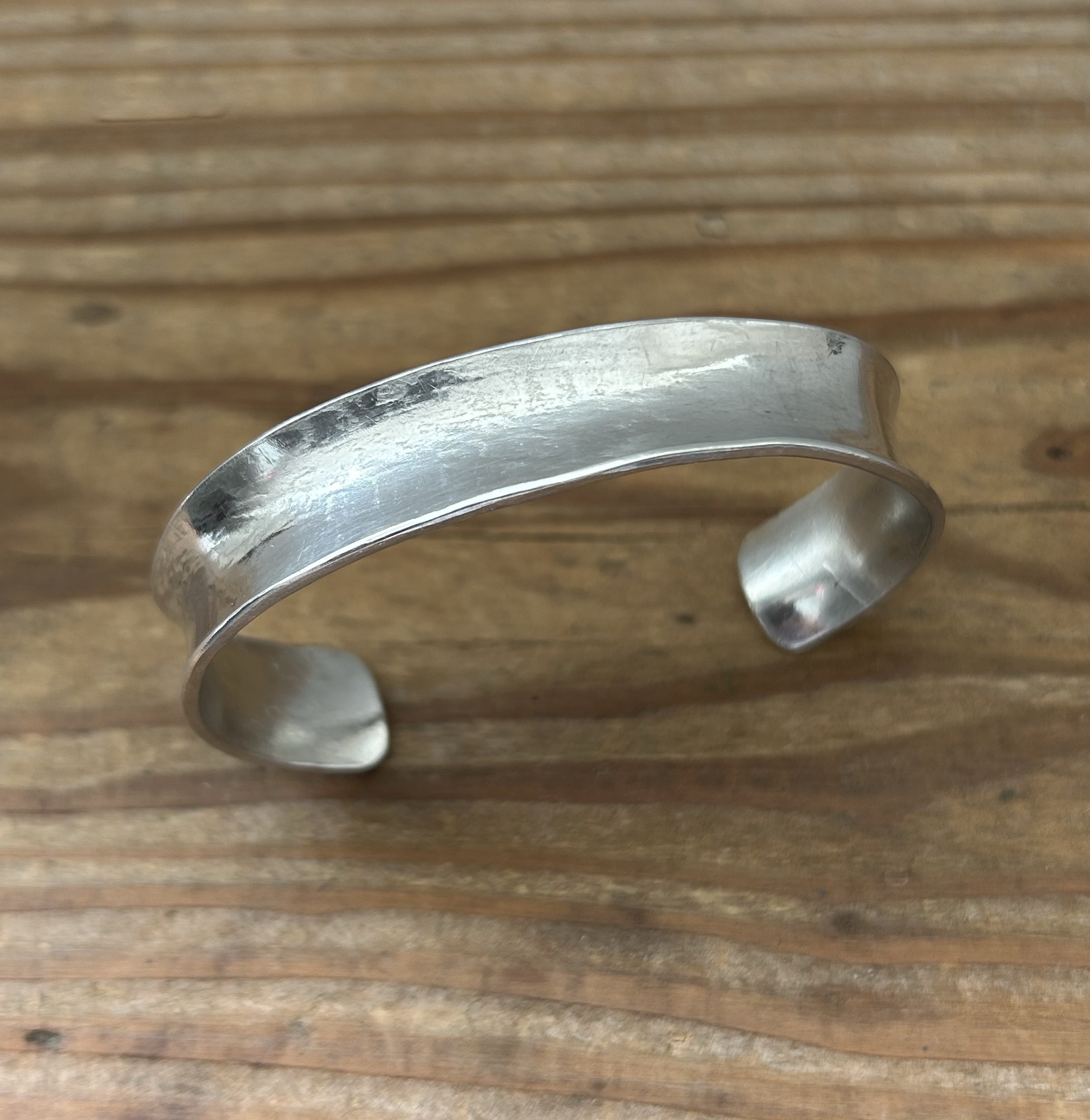 錫バングル「mirror」curb