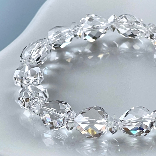 極上ハンドカット✨ハートシェイプ天然本水晶ブレス 再販✨極上ハンドカット✨ハートシェイプ天然本水晶ブレス