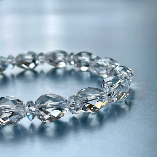 極上ハンドカット✨ハートシェイプ天然本水晶ブレス 再販✨極上ハンドカット✨ハートシェイプ天然本水晶ブレス