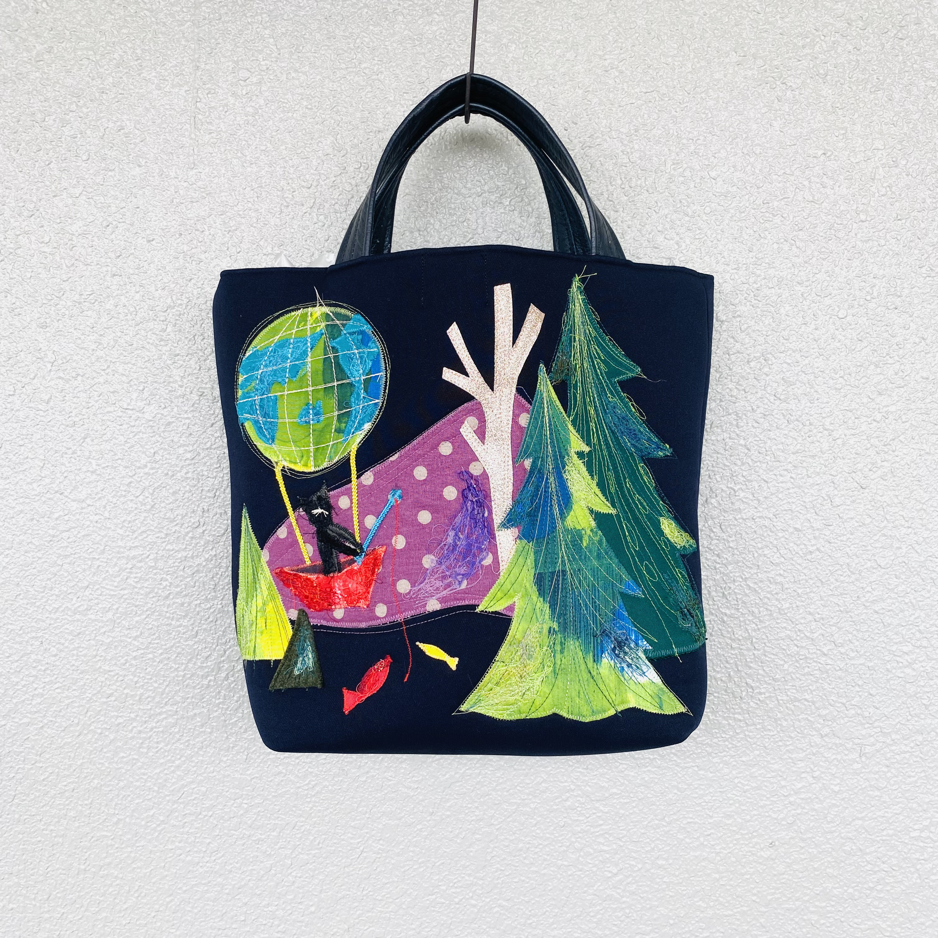 続く、物語のバッグ(地球の森)