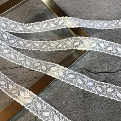 ラスト【再販】5.2m チュールリボンレース 蕾柄 両耳スカラップ 日本製 lace-No,113-5.2 1枚目の画像