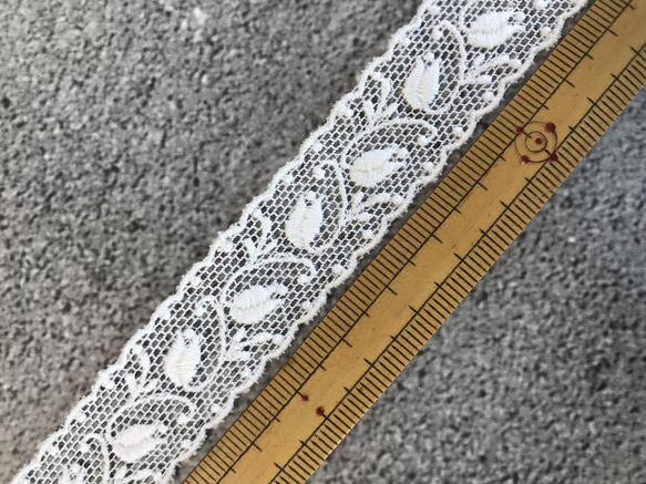 ラスト【再販】5.2m チュールリボンレース 蕾柄 両耳スカラップ 日本製 lace-No,113-5.2 3枚目の画像