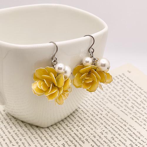 夏バラピアス イエロー ピアス（フック・チェーン） DADA ー駄々ー